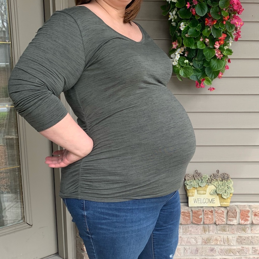 Motherhood Maternity olive green long sleeve XL